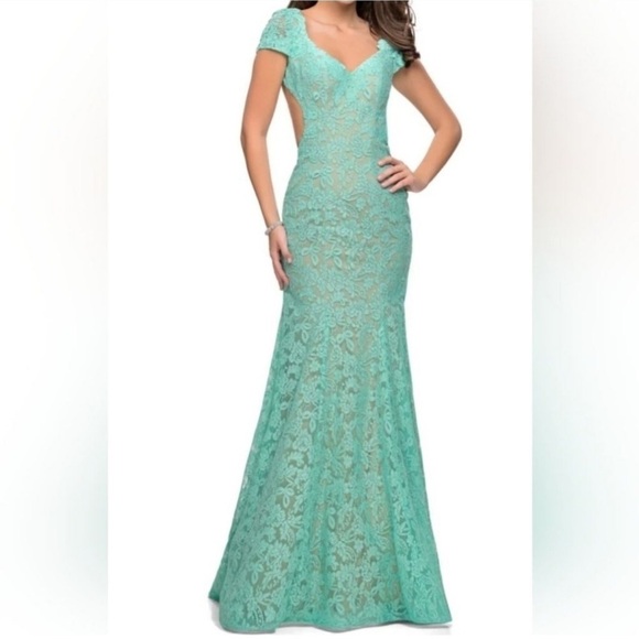 La Femme Dresses & Skirts - LA FEMME Mint MERMAID GOWN SIZE 0